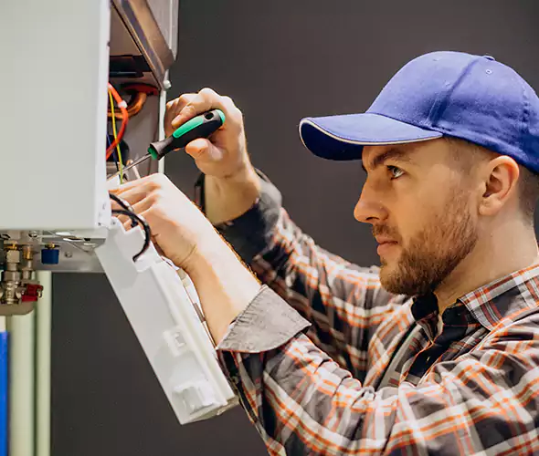 Expert Plumber for Tankless Water Heater Maintenance in Grayslake, IL: Schedule Professional Maintenance Services with Us